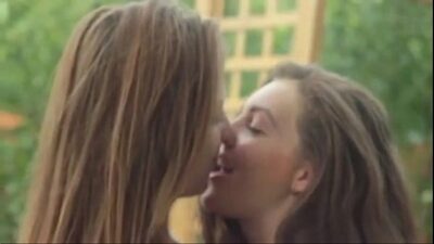 Dessous porn videos