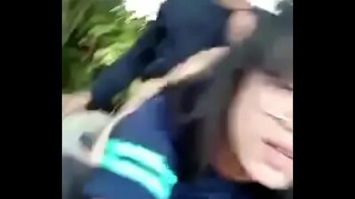 Handjob im park